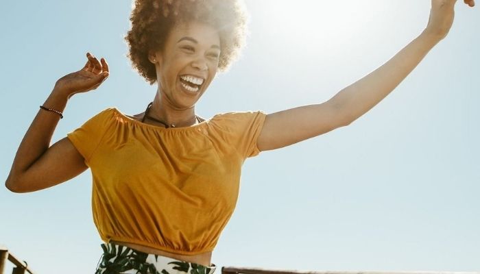 How to Switch to Wearing Natural Deodorant