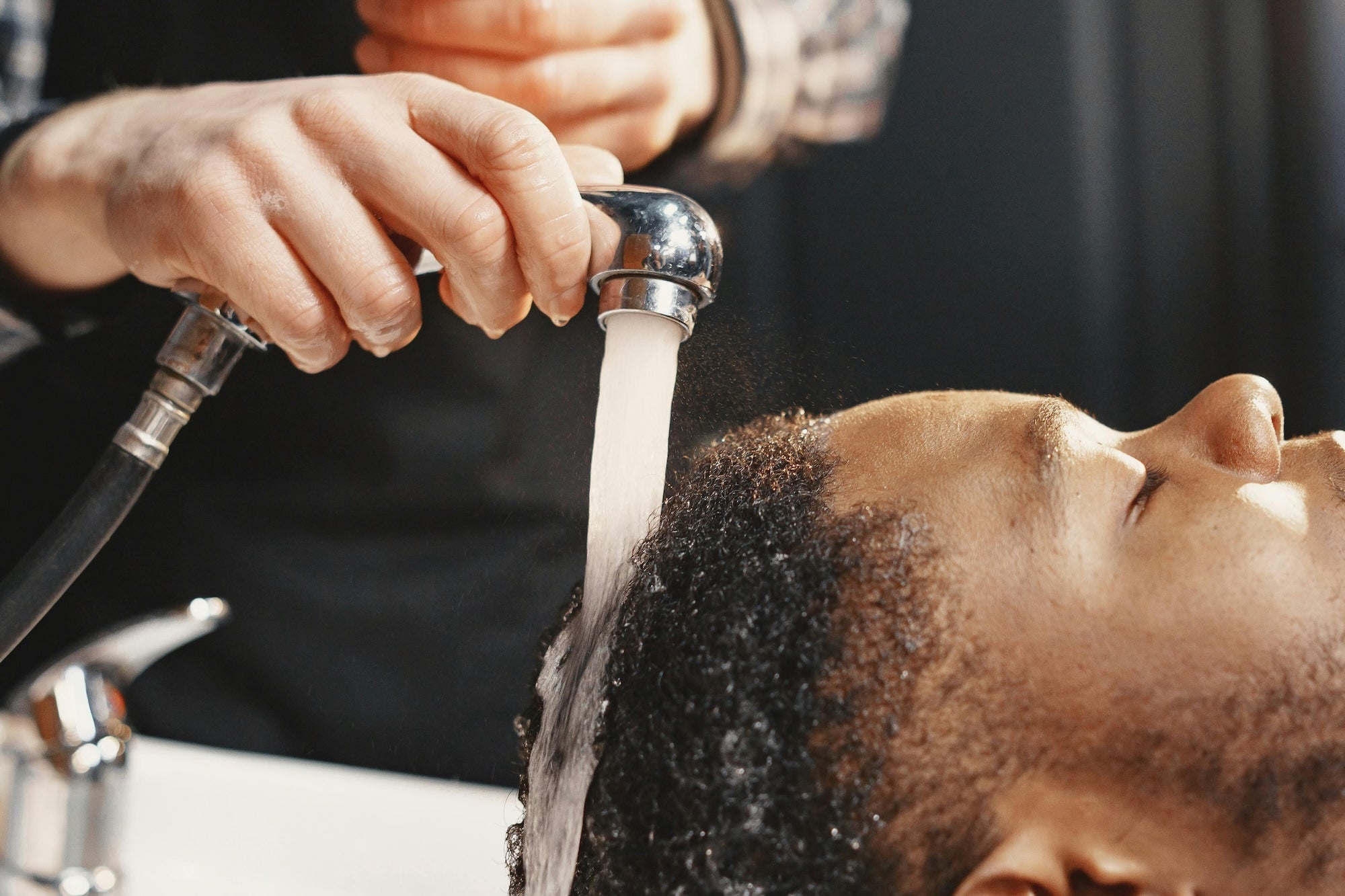 Scalp Health 101: How To Detox Without Drying